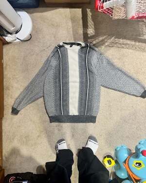 Vintage 90s Tosani Monochrome Geometric 3D Textured Knit Sweater